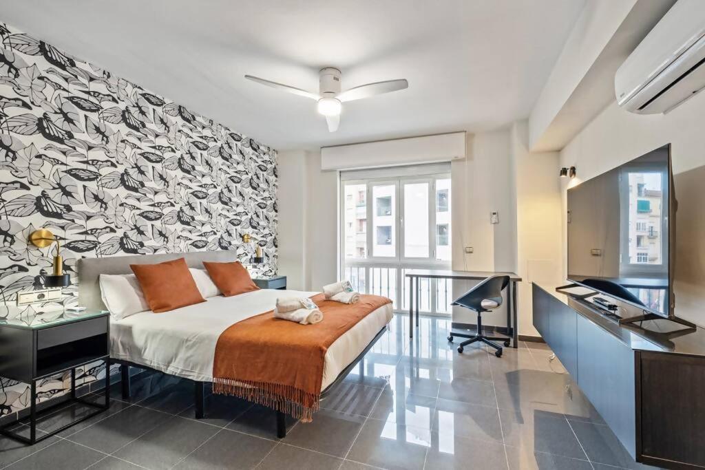 Апартаменты Piso En Atarazanas Малага Экстерьер фото